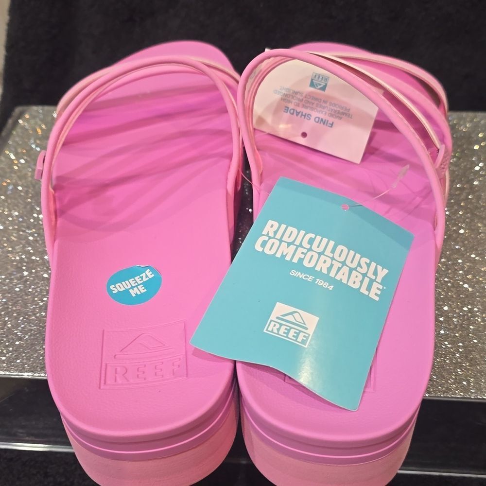 Reef Vista Hi-Energy Slide Sandals- Light Neon Pink - Picture 12 of 12